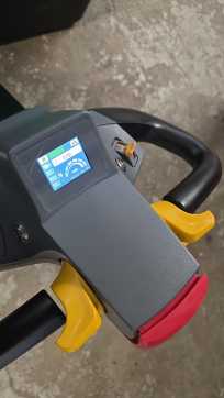 Wózki widłowe używane HC CDD15-WS-I ELEKTRO HOCHHUBWAGENDEICHSEL (13055645)