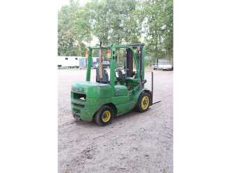 Wózki widłowe używane HELI HFD30 DIESEL VIERRADFRONTSTAPLER (13065087)