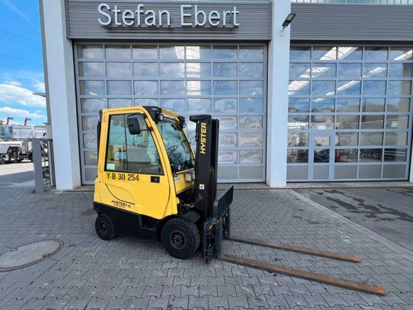 Wózki widłowe używane HYSTER 4.45m / nur 812h DIESEL VIERRADFRONTSTAPLER (13045170)