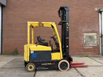 Wózki widłowe używane HYSTER E4.0XN ELEKTRO VIERRADFRONTSTAPLER (13060753)