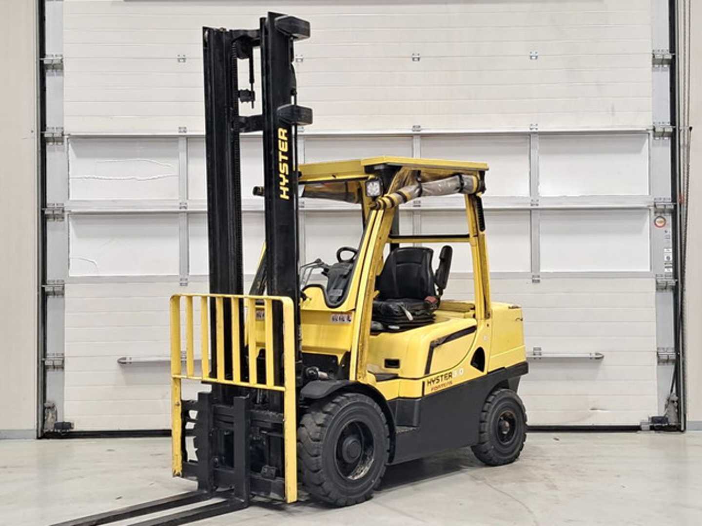 Wózki widłowe używane HYSTER H3.0FT DIESEL VIERRADFRONTSTAPLER (13057967)