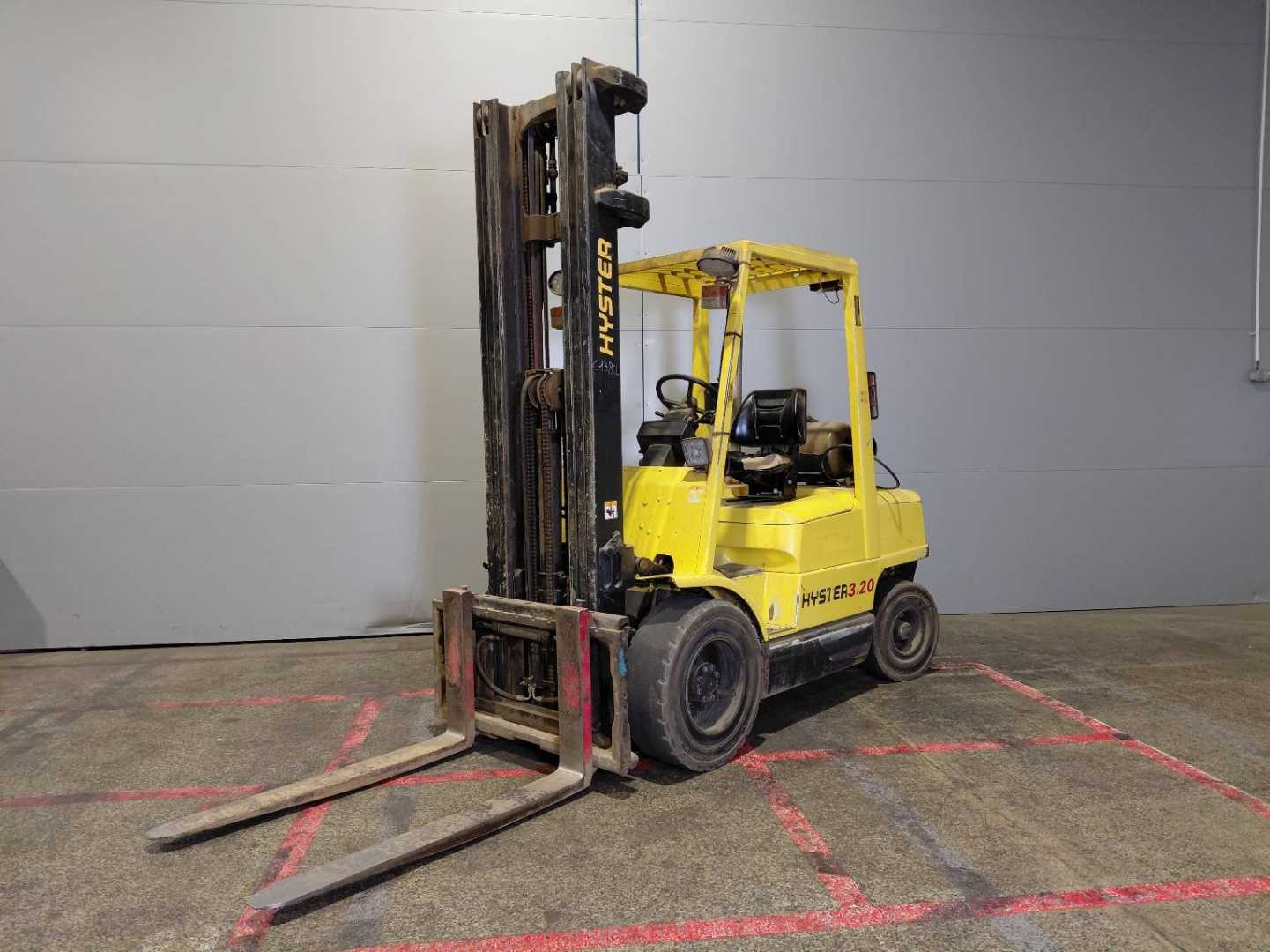 Wózki widłowe używane HYSTER H3.20XML GAS VIERRADFRONTSTAPLER (13072448)