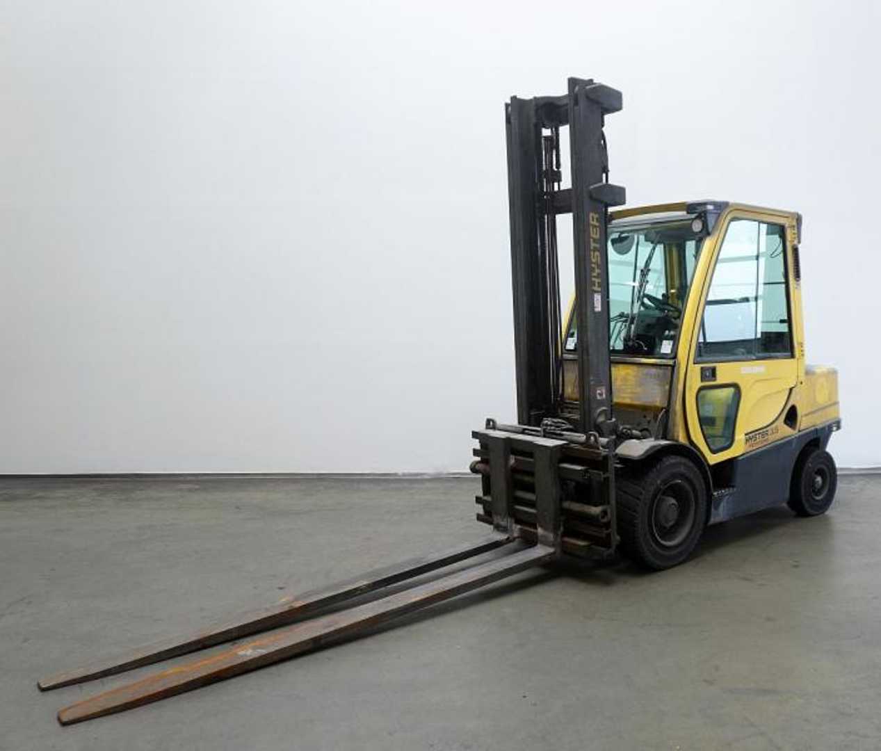 Wózki widłowe używane HYSTER H3.5FT DIESEL VIERRADFRONTSTAPLER (13064351)