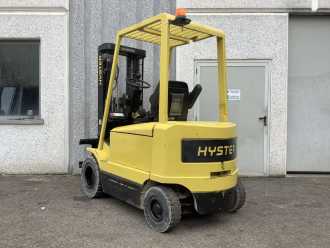 Wózki widłowe używane HYSTER J2.00XM ELEKTRO VIERRADFRONTSTAPLER (12940372)