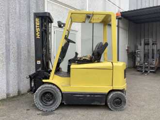 Wózki widłowe używane HYSTER J2.00XM ELEKTRO VIERRADFRONTSTAPLER (12940372)