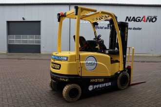 Wózki widłowe używane HYSTER J3.0XN ELEKTRO VIERRADFRONTSTAPLER (12989394)