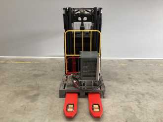 Wózki widłowe używane HYSTER P2.0SD ELEKTRO HOCHHUBWAGENDEICHSEL (13063524)