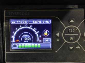Wózki widłowe używane HYUNDAI 45B9 ELEKTRO VIERRADFRONTSTAPLER (13048340)