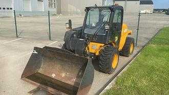 Wózki widłowe używane JCB 520-40 DIESEL TELESKOPARMSTAPLER (12989334)
