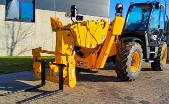 Wózki widłowe używane JCB 540-200 DIESEL TELESKOPARMSTAPLER (13026662) backdrop