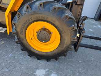 Wózki widłowe używane JCB 940-4 T4 - TRIPLEX DIESEL GELAENDESTAPLER (13053109)