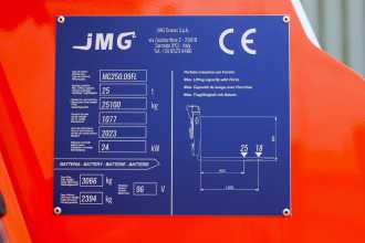 Wózki widłowe używane JMG MC250.09FL ELEKTRO VIERRADFRONTSTAPLER (12989391)