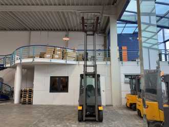 Wózki widłowe używane JUNGHEINRICH DFG 320 S / Halbkabine / 878 Std. DIESEL VIERRADFRONTSTAPLER (13065367)