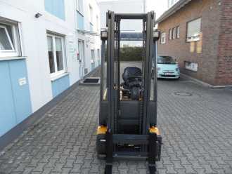 Wózki widłowe używane JUNGHEINRICH EFG 115 - Freisichtmast ELEKTRO DREIRADFRONTSTAPLER (13072014)