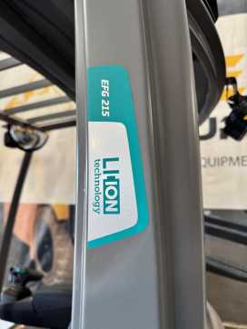 Wózki widłowe używane JUNGHEINRICH EFG 215 GE115-350ZZ Litio ELEKTRO DREIRADFRONTSTAPLER (13059549)