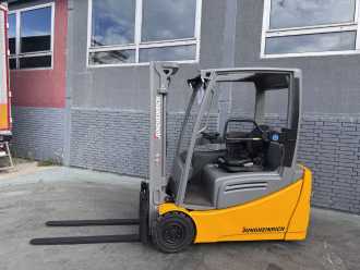 Wózki widłowe używane JUNGHEINRICH EFG 216 Baujahr 2021 / Stunden 5359 HH 3100 ELEKTRO DREIRADFRONTSTAPLER (13066833)