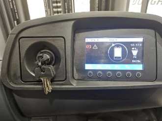 Wózki widłowe używane JUNGHEINRICH EFG 218 SP GE 115-500 DZ ELEKTRO VIERRADFRONTSTAPLER (12831872)