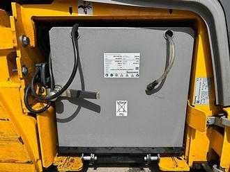 Wózki widłowe używane JUNGHEINRICH EFG 218k - 400ZZ ELEKTRO DREIRADFRONTSTAPLER (13076932)