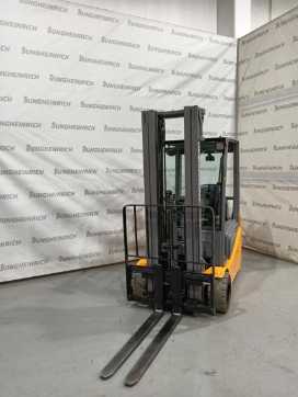 Wózki widłowe używane JUNGHEINRICH EFG 218k SP GE 115-500DZ ELEKTRO VIERRADFRONTSTAPLER (12868535) backdrop