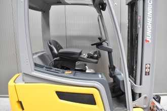 Wózki widłowe używane JUNGHEINRICH EFG 220 /58577/ ELEKTRO DREIRADFRONTSTAPLER (13064596)