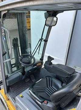 Wózki widłowe używane JUNGHEINRICH EFG 220 ELEKTRO DREIRADFRONTSTAPLER (13032708)