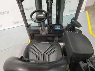 Wózki widłowe używane JUNGHEINRICH EFG 220 MP GE 115-480 DZ ELEKTRO VIERRADFRONTSTAPLER (13015414)