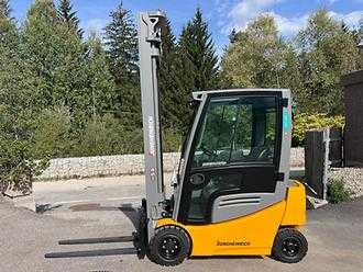 Wózki widłowe używane JUNGHEINRICH EFG 316k - 700DZ ELEKTRO VIERRADFRONTSTAPLER (13069357)