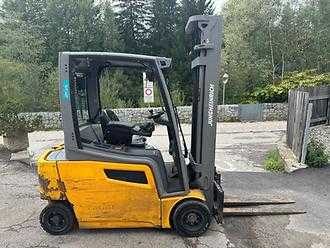 Wózki widłowe używane JUNGHEINRICH EFG 320 - 550DZ ELEKTRO VIERRADFRONTSTAPLER (13068724)