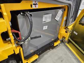 Wózki widłowe używane JUNGHEINRICH EFG 320 SP GE 120-470 DZ ELEKTRO VIERRADFRONTSTAPLER (12919084)