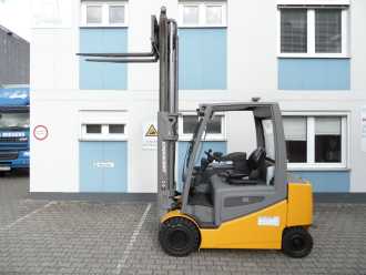 Wózki widłowe używane JUNGHEINRICH EFG 425 - Freisichtmast - 4. Funktion ELEKTRO VIERRADFRONTSTAPLER (13032854)