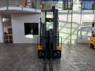 Wózki widłowe używane JUNGHEINRICH EFG 425 / Triplex 5500 mm / NEUGERÄT ELEKTRO VIERRADFRONTSTAPLER (13068275)