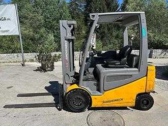 Wózki widłowe używane JUNGHEINRICH EFG 425k - 440DZ ELEKTRO VIERRADFRONTSTAPLER (13055799)