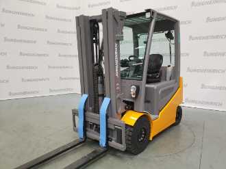 Wózki widłowe używane JUNGHEINRICH EFG 425k SP GE 115-440 DZ ELEKTRO VIERRADFRONTSTAPLER (13060888) backdrop