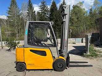 Wózki widłowe używane JUNGHEINRICH EFG 430s - 450ZT ELEKTRO VIERRADFRONTSTAPLER (13037239)