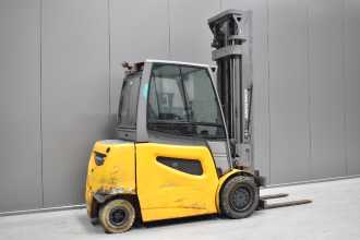 Wózki widłowe używane JUNGHEINRICH EFG 540 ks /52780/ ELEKTRO VIERRADFRONTSTAPLER (12932253)
