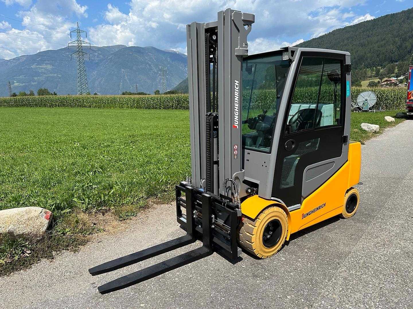 Wózki widłowe używane JUNGHEINRICH EFG S30 - NEU * NEW - DL ELEKTRO VIERRADFRONTSTAPLER (13067205)