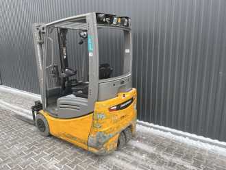 Wózki widłowe używane JUNGHEINRICH EFG216k ELEKTRO DREIRADFRONTSTAPLER (13023793)