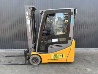 Wózki widłowe używane JUNGHEINRICH EFG216k ELEKTRO DREIRADFRONTSTAPLER (13040746)