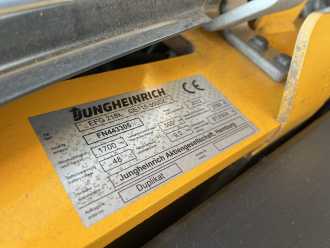 Wózki widłowe używane JUNGHEINRICH EFG218k ELEKTRO DREIRADFRONTSTAPLER (13036281)