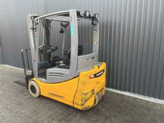 Wózki widłowe używane JUNGHEINRICH EFG220 ELEKTRO DREIRADFRONTSTAPLER (13073634)