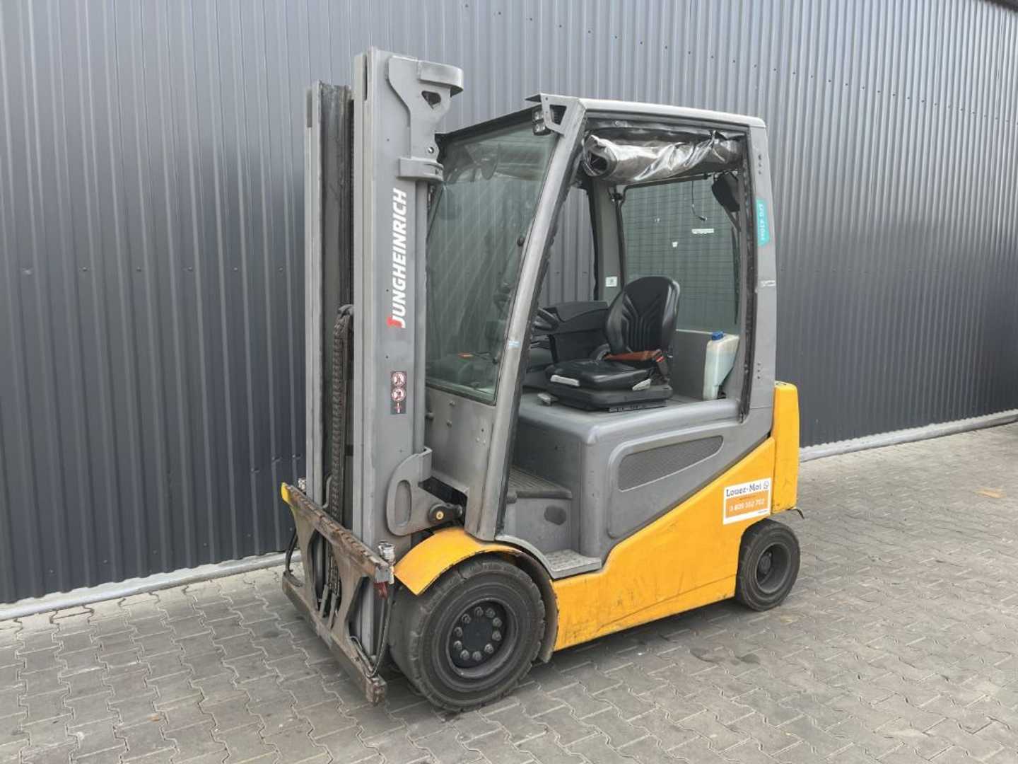 Wózki widłowe używane JUNGHEINRICH EFG430ks ELEKTRO VIERRADFRONTSTAPLER (13042962)