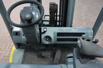Wózki widłowe używane JUNGHEINRICH EFG535 ELEKTRO VIERRADFRONTSTAPLER (12989393)