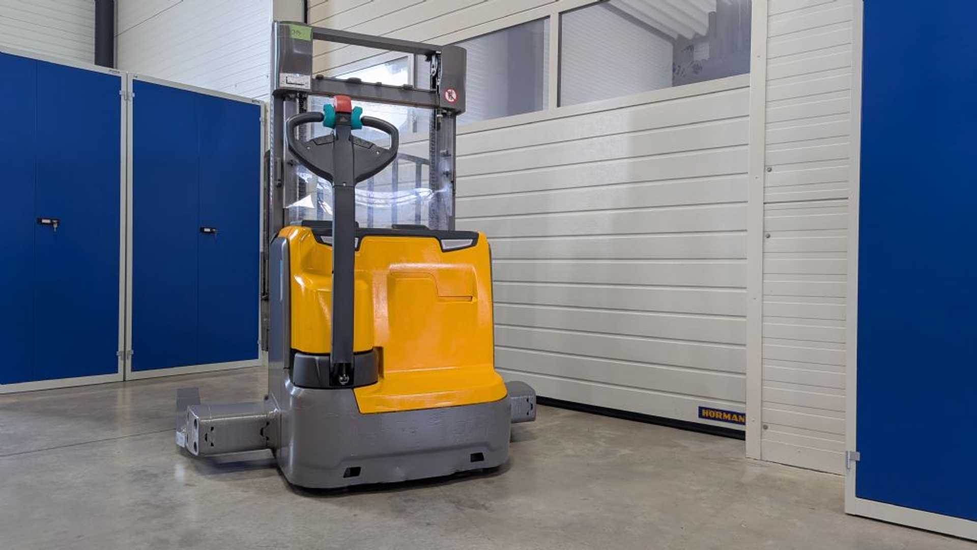 Wózki widłowe używane JUNGHEINRICH EJC 214b ELEKTRO HOCHHUBWAGENDEICHSEL (13066547)