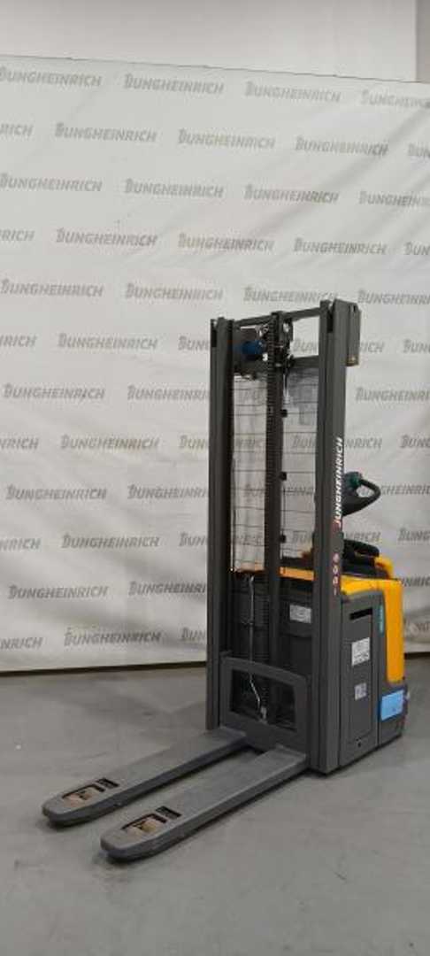 Wózki widłowe używane JUNGHEINRICH ERC 212z 120-360ZT ELEKTRO NIEDERHUBWAGENFAHRERSTAND (13075840)