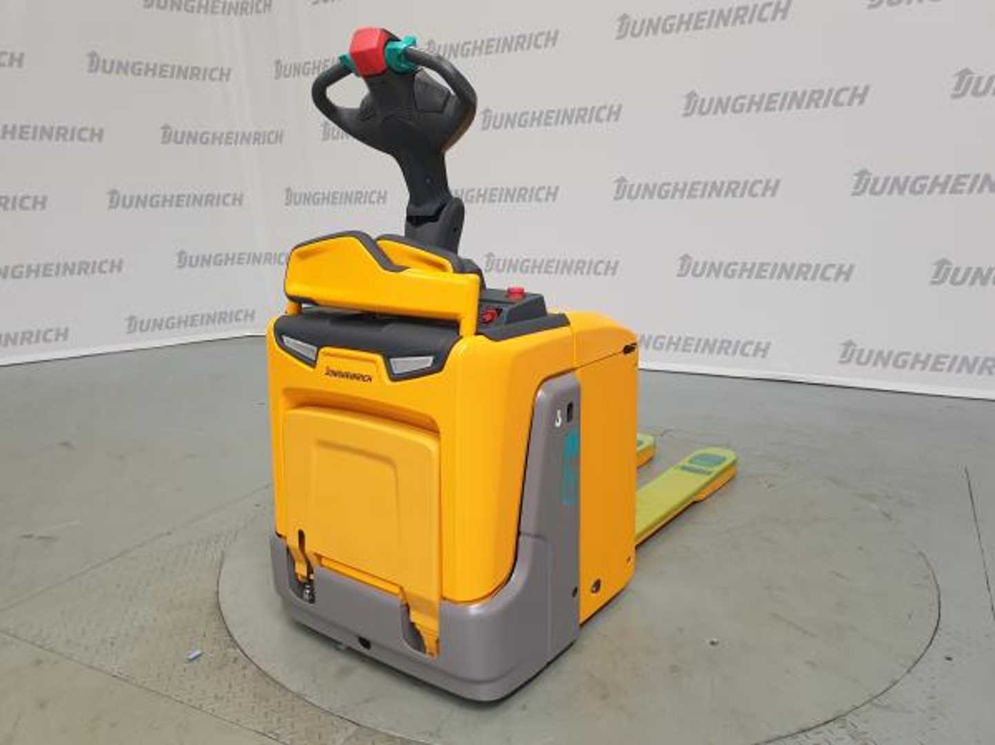 Wózki widłowe używane JUNGHEINRICH ERE 120 Li KP 115-54 ELEKTRO NIEDERHUBWAGENFAHRERSTAND (13061180)