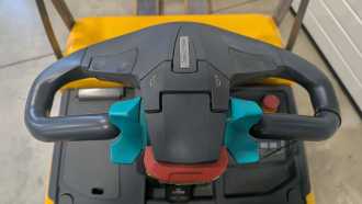 Wózki widłowe używane JUNGHEINRICH ERE 225 f. P. ELEKTRO NIEDERHUBWAGENDEICHSEL (13028752)