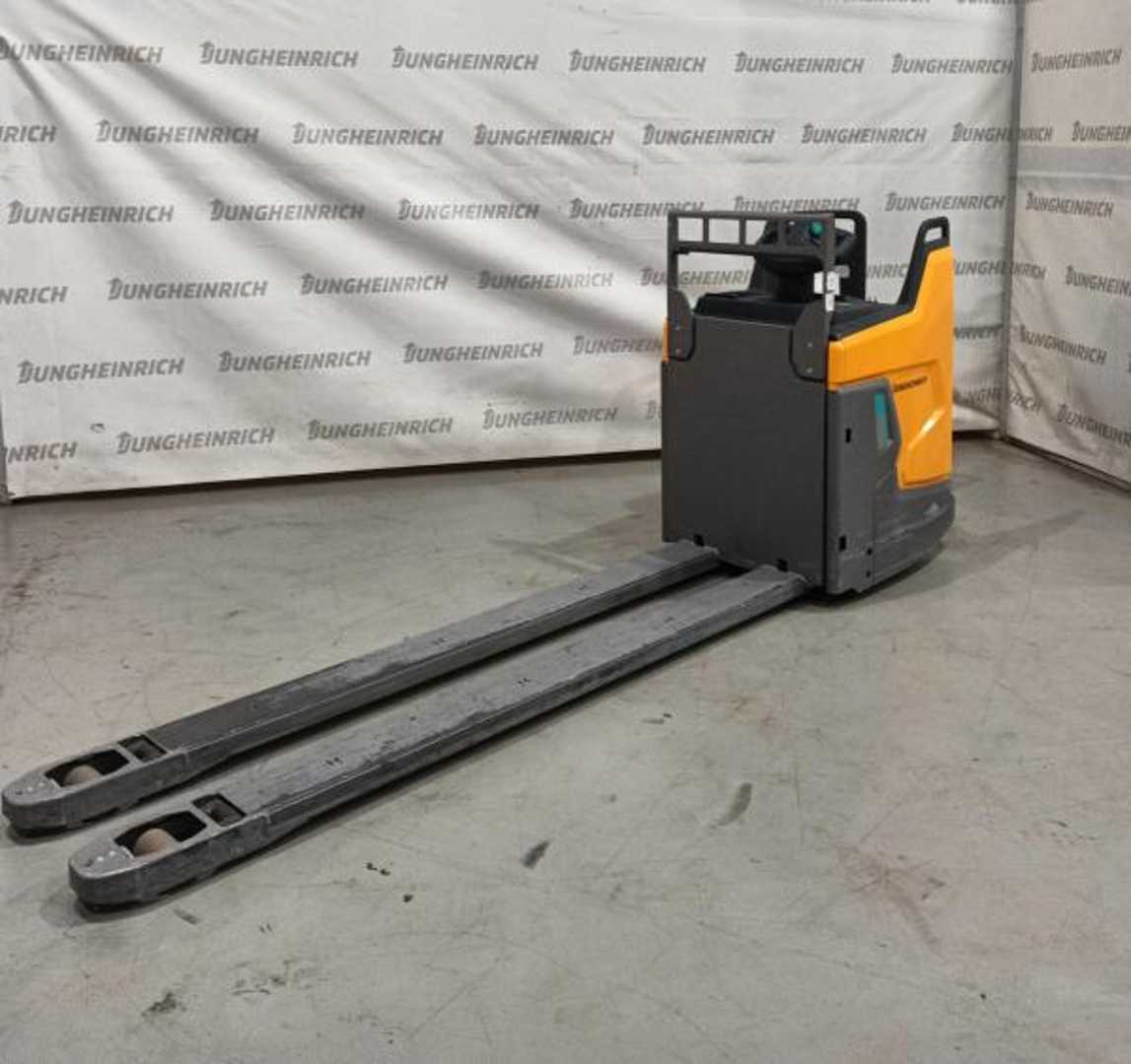 Wózki widłowe używane JUNGHEINRICH ERE 225i FP 240-54 ELEKTRO NIEDERHUBWAGENFAHRERSTAND (13075745)
