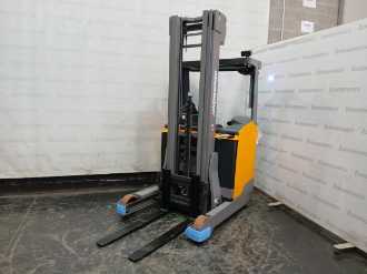 Wózki widłowe używane JUNGHEINRICH ETV 214 SP E GE 115 650 DZ ELEKTRO SCHUBMASTSTAPLER (13062575)