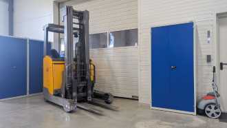 Wózki widłowe używane JUNGHEINRICH ETV 216 E GE 115 620DZ ELEKTRO SCHUBMASTSTAPLER (13070477)