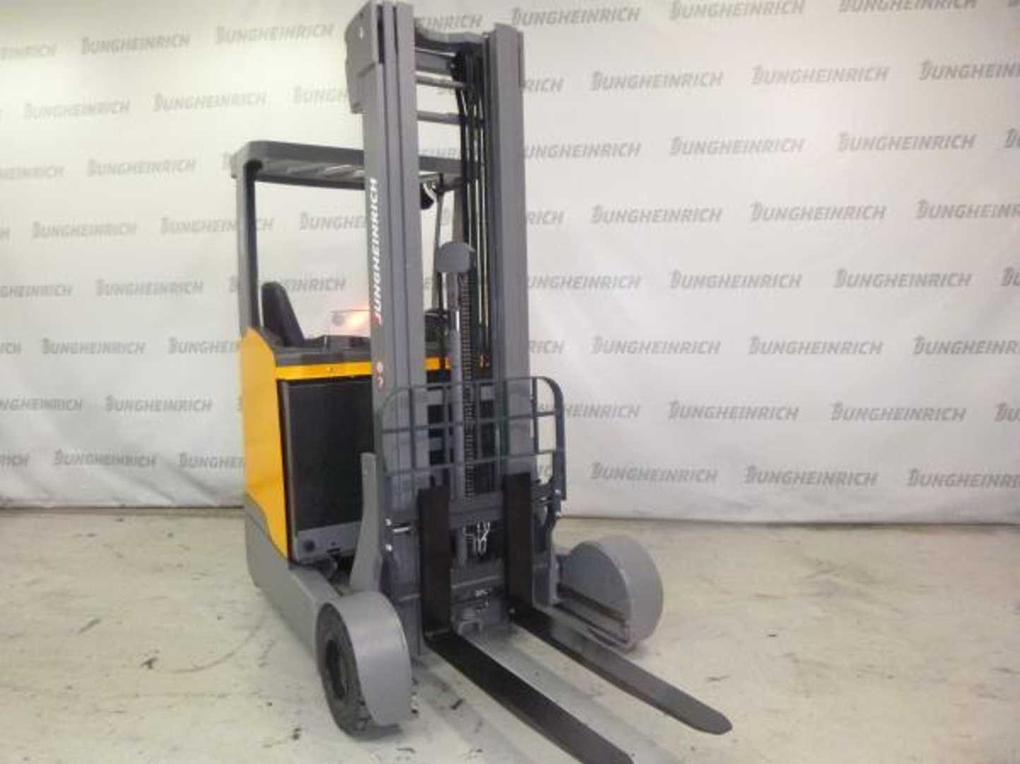 Wózki widłowe używane JUNGHEINRICH ETV C16 MP GE 115-650 DZ ELEKTRO SCHUBMASTSTAPLER (13044119)